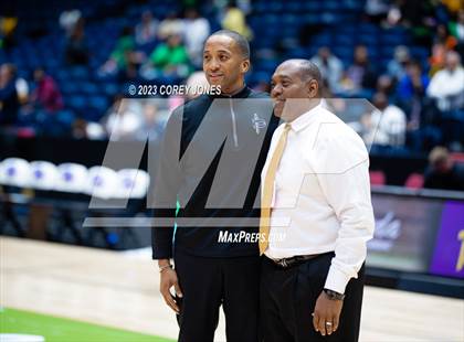 Thumbnail 3 in Fayette County vs Pace Academy (GHSA 4A  State Championship) photogallery.