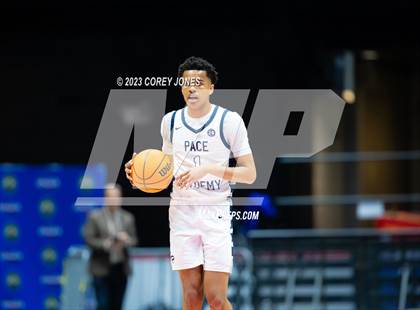 Thumbnail 2 in Fayette County vs Pace Academy (GHSA 4A  State Championship) photogallery.