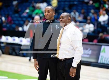 Thumbnail 2 in Fayette County vs Pace Academy (GHSA 4A  State Championship) photogallery.