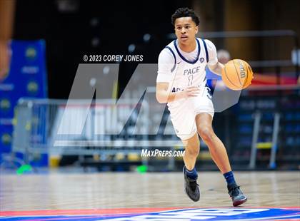 Thumbnail 2 in Fayette County vs Pace Academy (GHSA 4A  State Championship) photogallery.