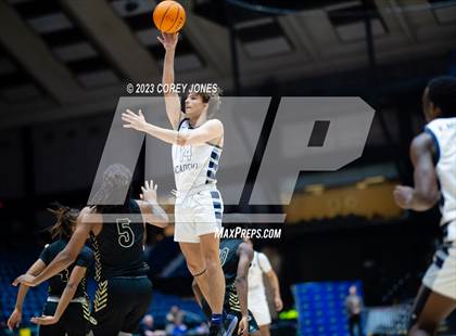 Thumbnail 1 in Fayette County vs Pace Academy (GHSA 4A  State Championship) photogallery.