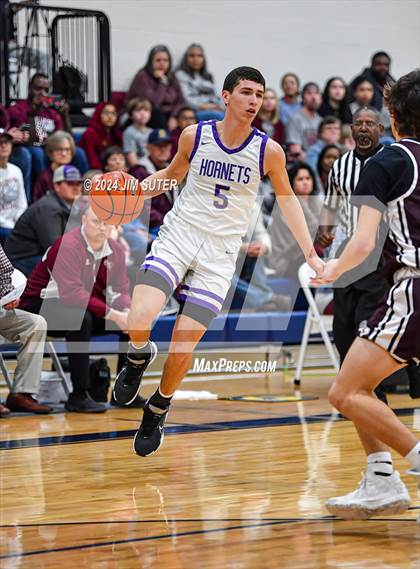 Thumbnail 2 in Holland vs Flatonia (UIL 2A Region IV Bi-District) photogallery.