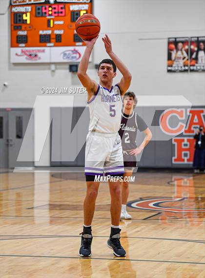 Thumbnail 3 in Holland vs Flatonia (UIL 2A Region IV Bi-District) photogallery.