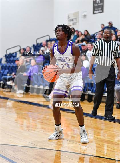 Thumbnail 3 in Holland vs Flatonia (UIL 2A Region IV Bi-District) photogallery.