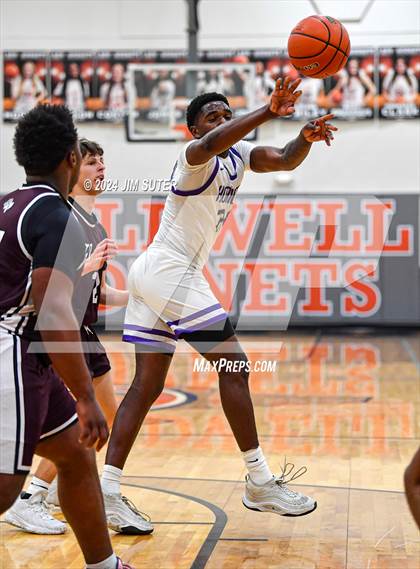 Thumbnail 2 in Holland vs Flatonia (UIL 2A Region IV Bi-District) photogallery.