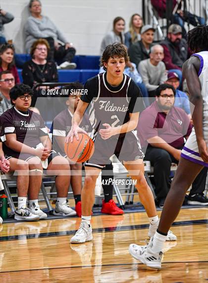 Thumbnail 3 in Holland vs Flatonia (UIL 2A Region IV Bi-District) photogallery.