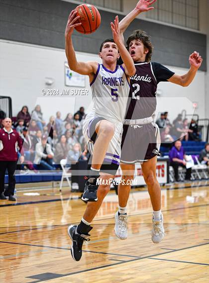 Thumbnail 1 in Holland vs Flatonia (UIL 2A Region IV Bi-District) photogallery.