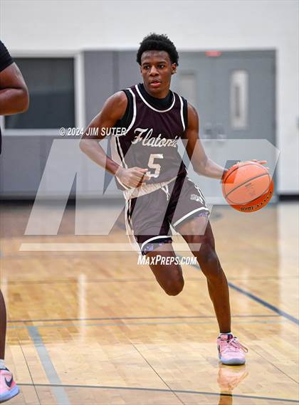 Thumbnail 3 in Holland vs Flatonia (UIL 2A Region IV Bi-District) photogallery.