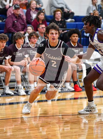 Thumbnail 1 in Holland vs Flatonia (UIL 2A Region IV Bi-District) photogallery.