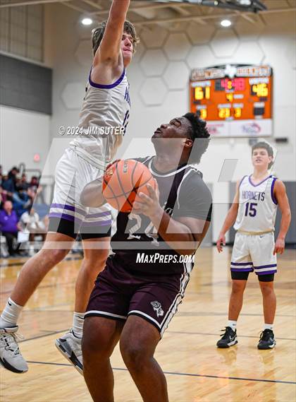 Thumbnail 1 in Holland vs Flatonia (UIL 2A Region IV Bi-District) photogallery.