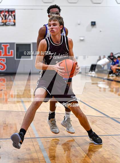 Thumbnail 1 in Holland vs Flatonia (UIL 2A Region IV Bi-District) photogallery.