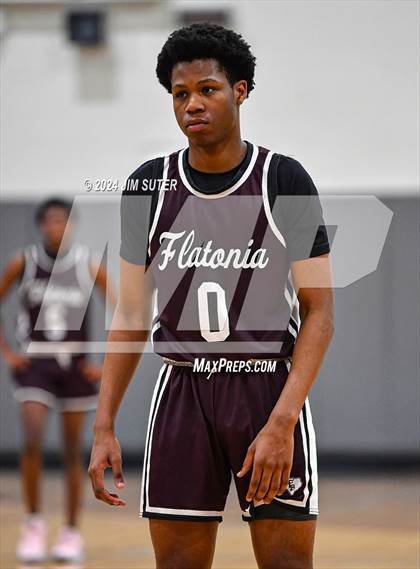 Thumbnail 3 in Holland vs Flatonia (UIL 2A Region IV Bi-District) photogallery.