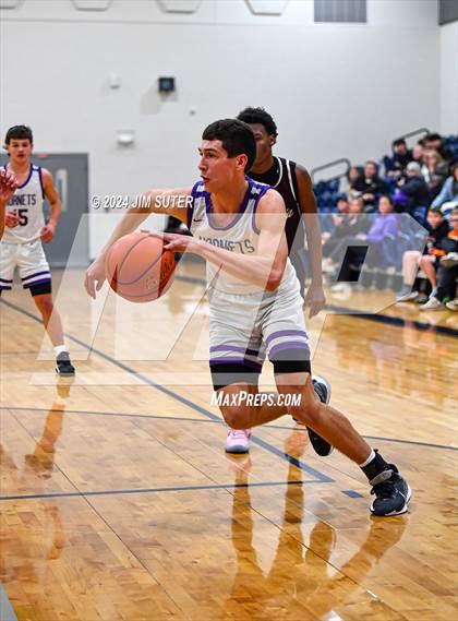 Thumbnail 1 in Holland vs Flatonia (UIL 2A Region IV Bi-District) photogallery.