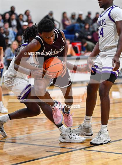Thumbnail 3 in Holland vs Flatonia (UIL 2A Region IV Bi-District) photogallery.