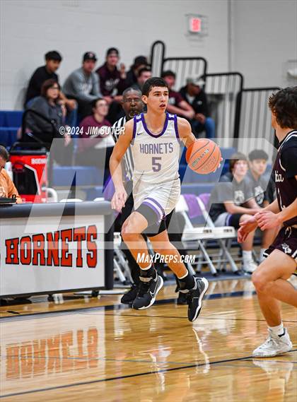 Thumbnail 2 in Holland vs Flatonia (UIL 2A Region IV Bi-District) photogallery.