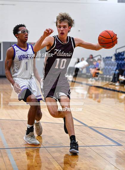 Thumbnail 3 in Holland vs Flatonia (UIL 2A Region IV Bi-District) photogallery.