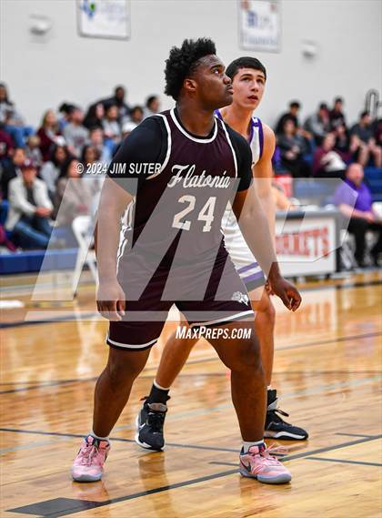 Thumbnail 3 in Holland vs Flatonia (UIL 2A Region IV Bi-District) photogallery.