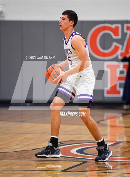 Thumbnail 3 in Holland vs Flatonia (UIL 2A Region IV Bi-District) photogallery.