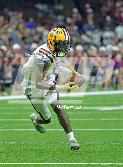 Thumbnail 2 in Lutcher @ North DeSoto (LHSAA Div II Non-Select Final) photogallery.