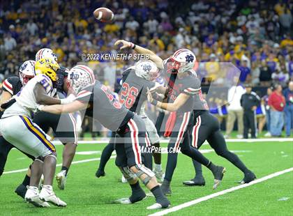 Thumbnail 1 in Lutcher @ North DeSoto (LHSAA Div II Non-Select Final) photogallery.