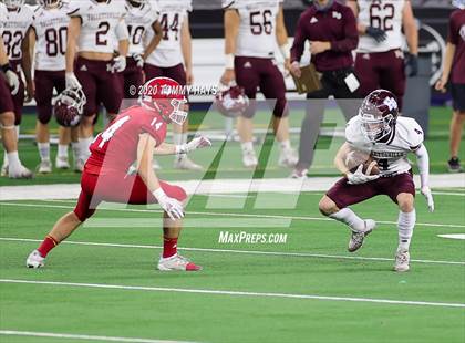 Thumbnail 3 in Hallettsville vs. Jim Ned (UIL 3A Division 1 State Final) photogallery.