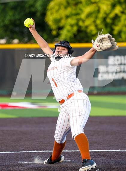 Thumbnail 2 in Wakeland vs. West Mesquite (UIL 5A Area) photogallery.