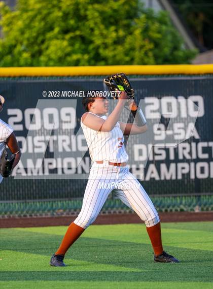 Thumbnail 3 in Wakeland vs. West Mesquite (UIL 5A Area) photogallery.