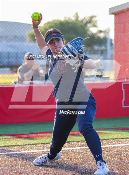 Thumbnail 1 in Wakeland vs. West Mesquite (UIL 5A Area) photogallery.