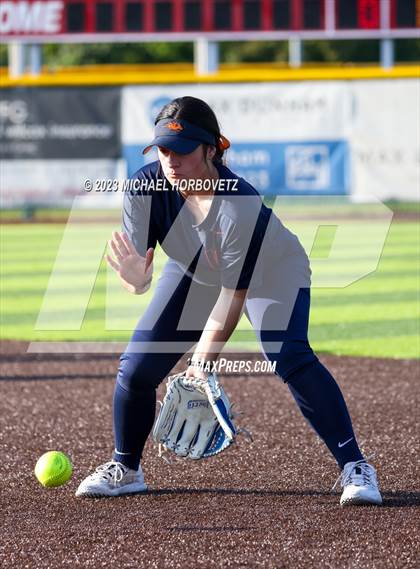 Thumbnail 3 in Wakeland vs. West Mesquite (UIL 5A Area) photogallery.
