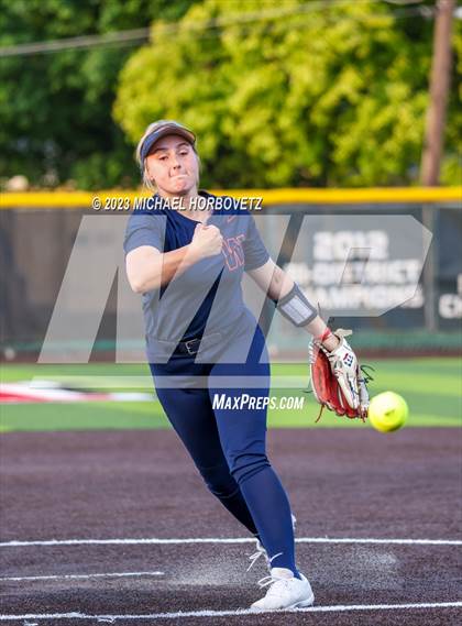 Thumbnail 3 in Wakeland vs. West Mesquite (UIL 5A Area) photogallery.