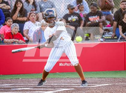 Thumbnail 3 in Wakeland vs. West Mesquite (UIL 5A Area) photogallery.