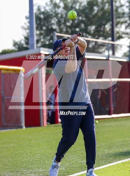 Thumbnail 3 in Wakeland vs. West Mesquite (UIL 5A Area) photogallery.