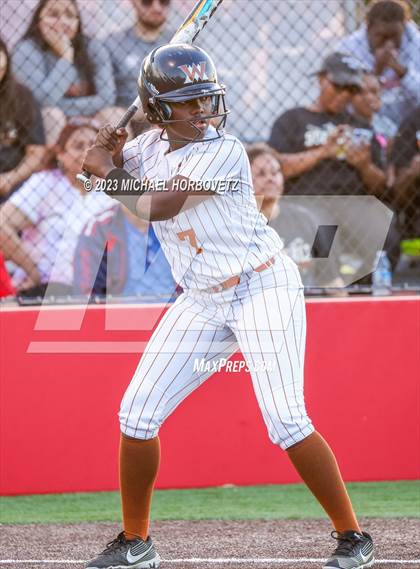 Thumbnail 2 in Wakeland vs. West Mesquite (UIL 5A Area) photogallery.