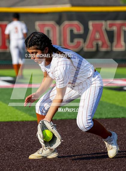 Thumbnail 1 in Wakeland vs. West Mesquite (UIL 5A Area) photogallery.