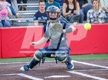 Thumbnail 3 in Wakeland vs. West Mesquite (UIL 5A Area) photogallery.