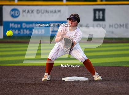 Thumbnail 2 in Wakeland vs. West Mesquite (UIL 5A Area) photogallery.