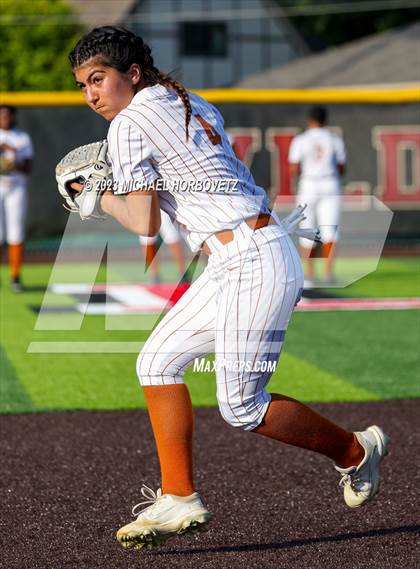Thumbnail 2 in Wakeland vs. West Mesquite (UIL 5A Area) photogallery.