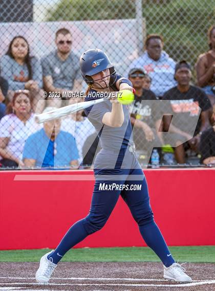 Thumbnail 1 in Wakeland vs. West Mesquite (UIL 5A Area) photogallery.