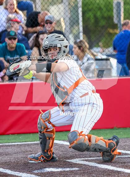 Thumbnail 2 in Wakeland vs. West Mesquite (UIL 5A Area) photogallery.
