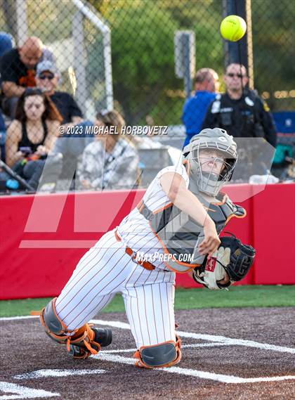 Thumbnail 1 in Wakeland vs. West Mesquite (UIL 5A Area) photogallery.