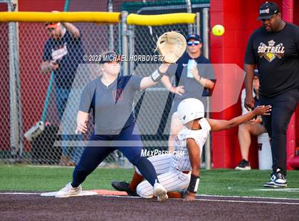 Thumbnail 1 in Wakeland vs. West Mesquite (UIL 5A Area) photogallery.
