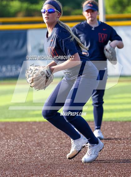 Thumbnail 1 in Wakeland vs. West Mesquite (UIL 5A Area) photogallery.