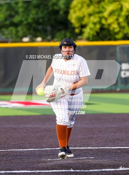 Thumbnail 2 in Wakeland vs. West Mesquite (UIL 5A Area) photogallery.