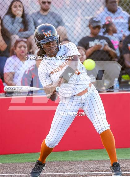 Thumbnail 2 in Wakeland vs. West Mesquite (UIL 5A Area) photogallery.