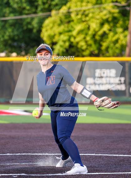 Thumbnail 3 in Wakeland vs. West Mesquite (UIL 5A Area) photogallery.