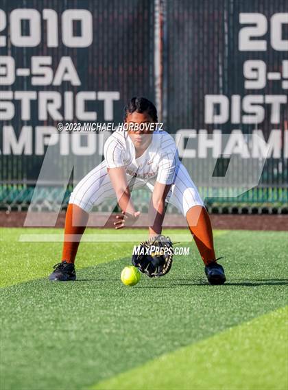 Thumbnail 2 in Wakeland vs. West Mesquite (UIL 5A Area) photogallery.
