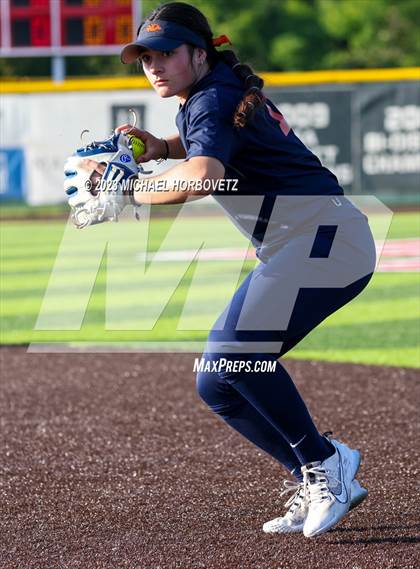 Thumbnail 2 in Wakeland vs. West Mesquite (UIL 5A Area) photogallery.