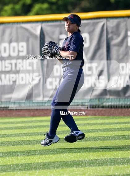 Thumbnail 2 in Wakeland vs. West Mesquite (UIL 5A Area) photogallery.