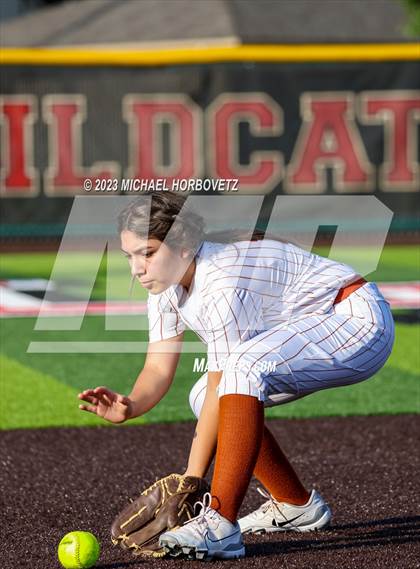 Thumbnail 1 in Wakeland vs. West Mesquite (UIL 5A Area) photogallery.