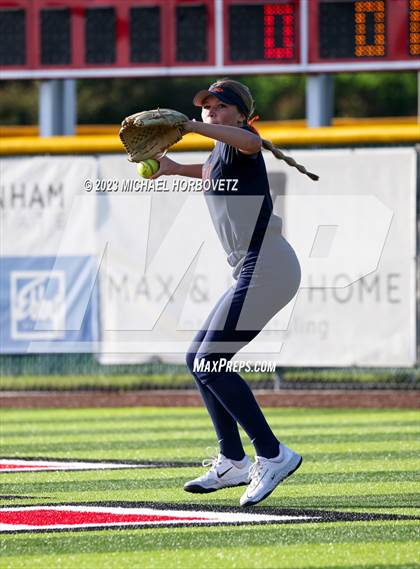 Thumbnail 3 in Wakeland vs. West Mesquite (UIL 5A Area) photogallery.
